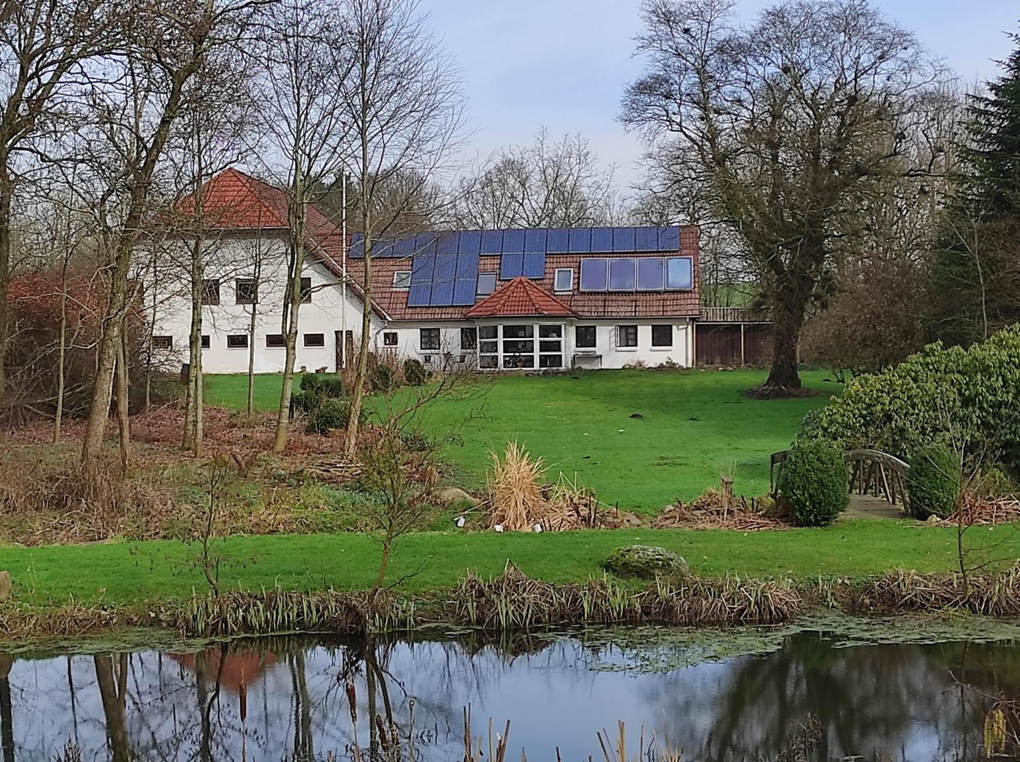 Emily'S Garden Bed and Breakfast Lintrup Exteriör bild